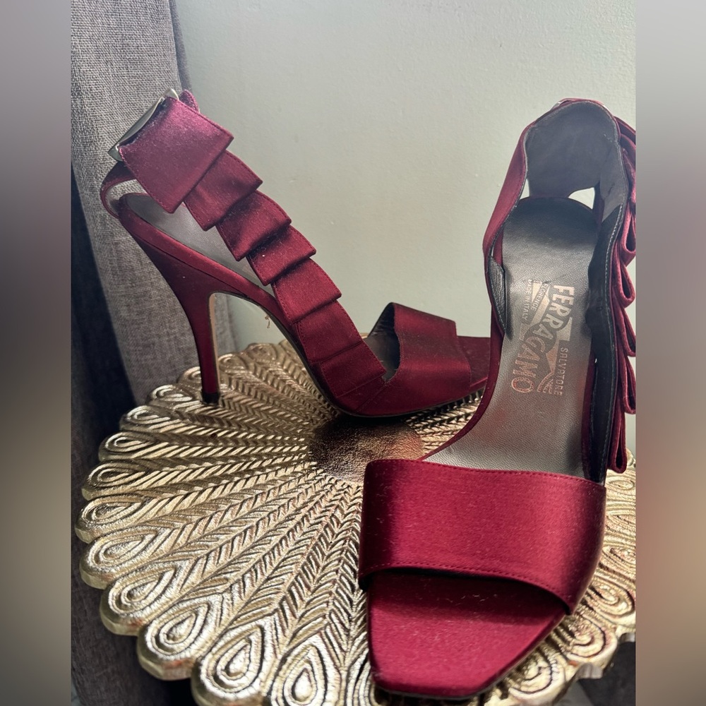 Ferragamo Burgundy Slingback 4’ Heels